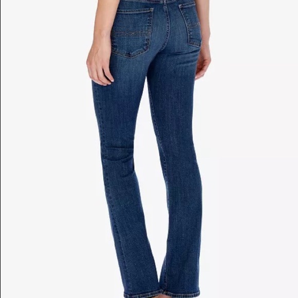EUC Size 6/28 Lucky Brand Sweet ‘N’ Low Boot Cut Jeans D1 - Picture 2 of 8